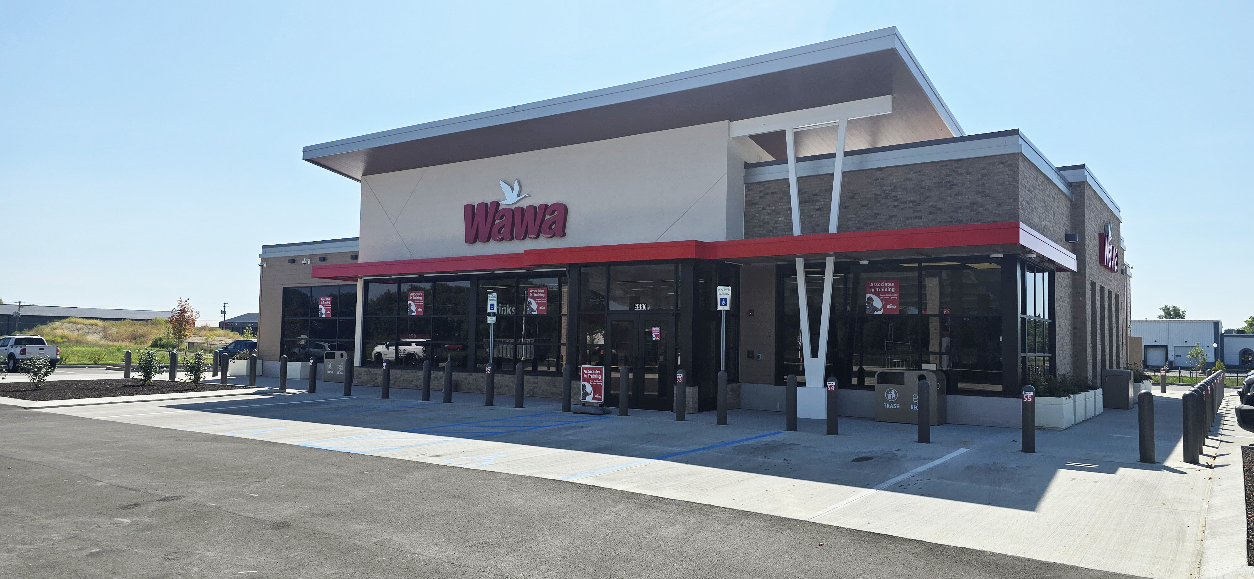 Construction process for WAWA #7400 in Cumberland, IN